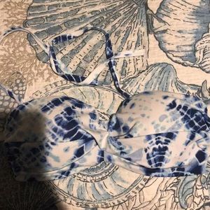 Victoria’s Secret Twist  Bandeau Swim Top 32DD